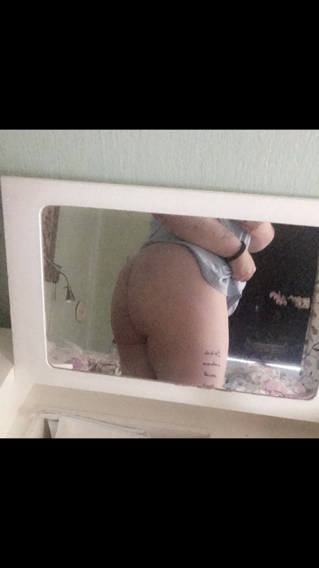 Foto desnuda filtrada de OnlyFans de Miss Blue Free