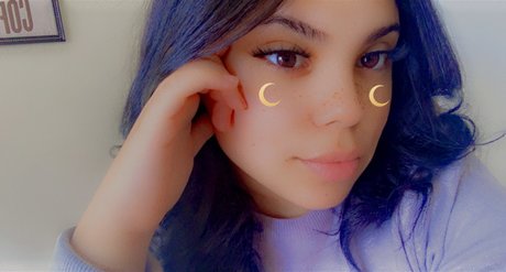 Foto desnuda filtrada de OnlyFans de May