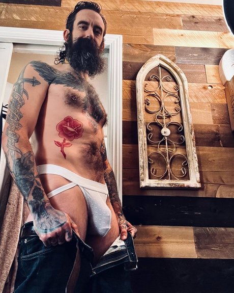 Foto desnuda filtrada de OnlyFans de Jonny Cockswell