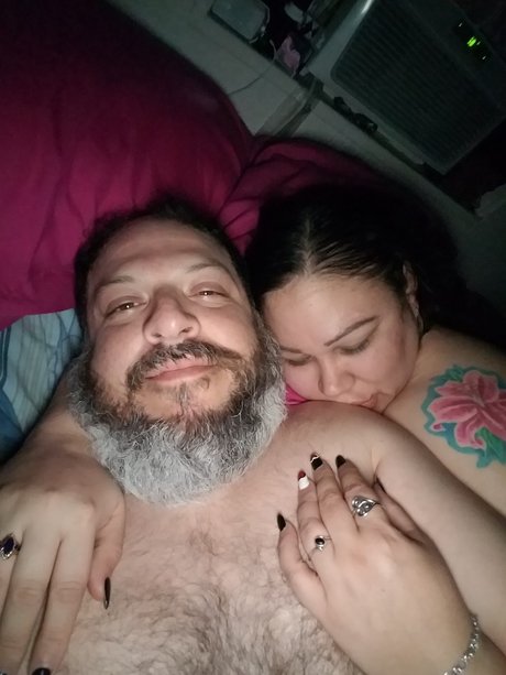 Foto desnuda filtrada de OnlyFans de Bbw Couple Satx