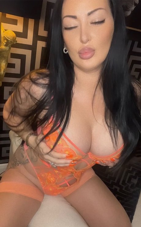  Miss C