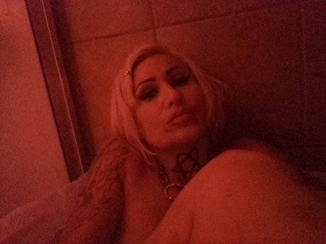 Foto desnuda filtrada de OnlyFans de Misha Daze