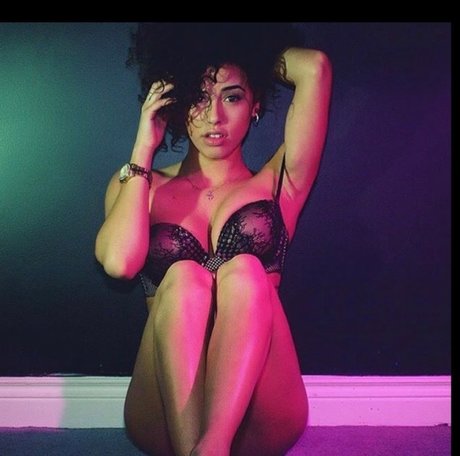 Foto desnuda filtrada de OnlyFans de Missnikki 
