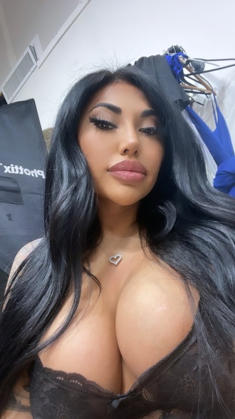 Foto desnuda filtrada de OnlyFans de Miranda 