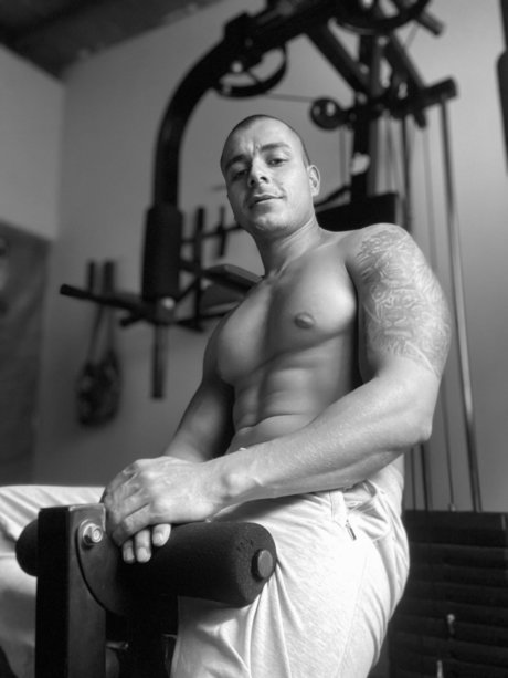 Foto desnuda filtrada de OnlyFans de Andres
