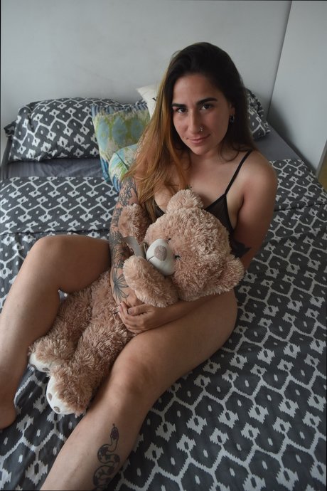 Foto desnuda filtrada de OnlyFans de Shetti