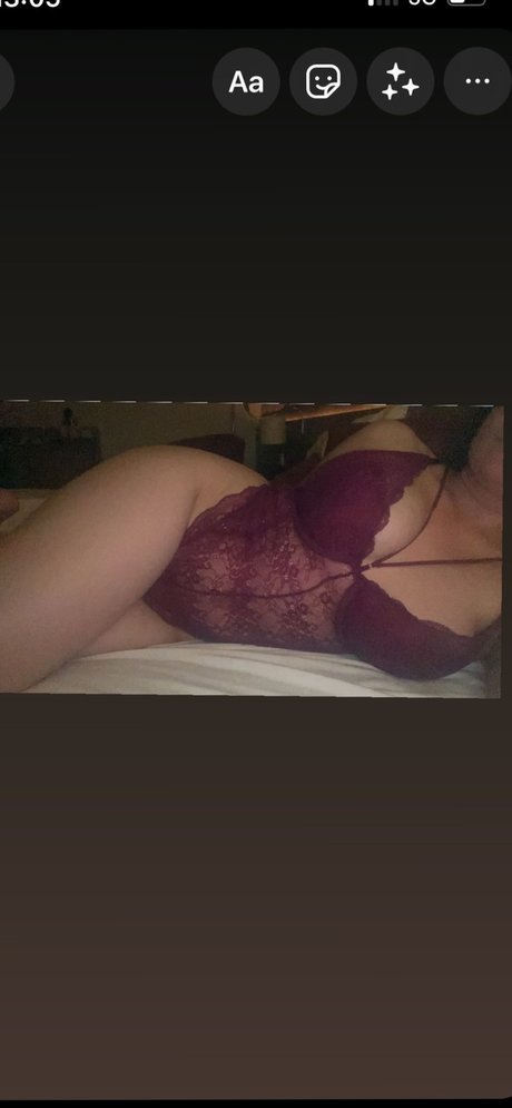 Foto desnuda filtrada de OnlyFans de Candi Valentin
