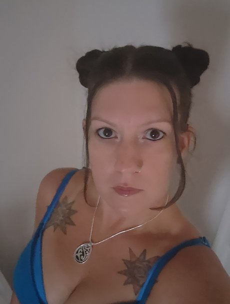 Foto desnuda filtrada de OnlyFans de Celestial Phoenix