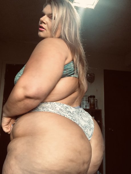 Foto desnuda filtrada de OnlyFans de Amazonkj