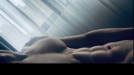 Foto desnuda filtrada de OnlyFans de  Jiang
