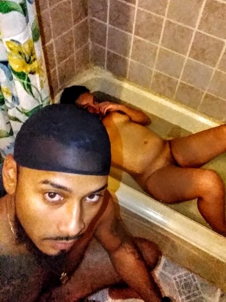 Foto desnuda filtrada de OnlyFans de Jerk Ampamp Squirt 