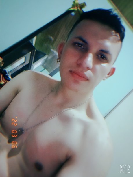 Foto desnuda filtrada de OnlyFans de Jhon Aguiar