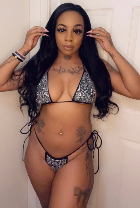 Foto desnuda filtrada de OnlyFans de Bliss