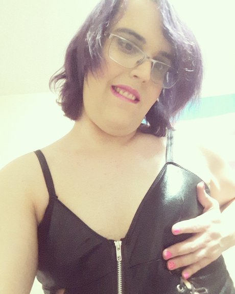 Foto desnuda filtrada de OnlyFans de P