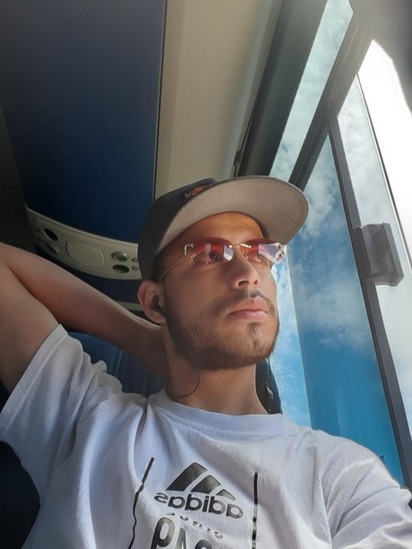 Foto desnuda filtrada de OnlyFans de Juan Camilo Rodriguez Ortiz