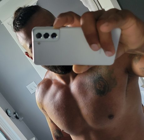 Foto desnuda filtrada de OnlyFans de Jessie Jay Banger