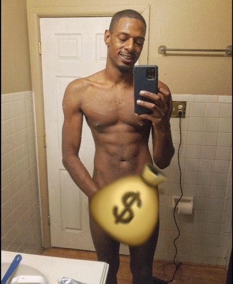 Foto desnuda filtrada de OnlyFans de Him Littyy