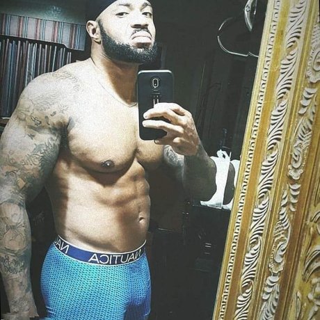 Foto desnuda filtrada de OnlyFans de Pretty Dck Mcjoy