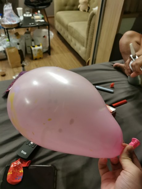 Foto desnuda filtrada de OnlyFans de Suthirat