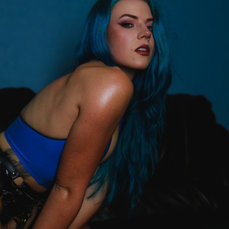 Missy Von Curse