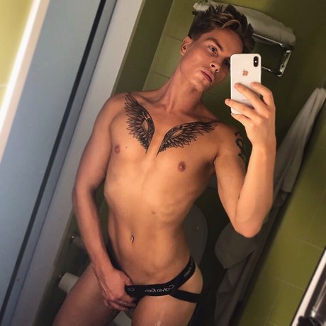Foto desnuda filtrada de OnlyFans de Jayden James
