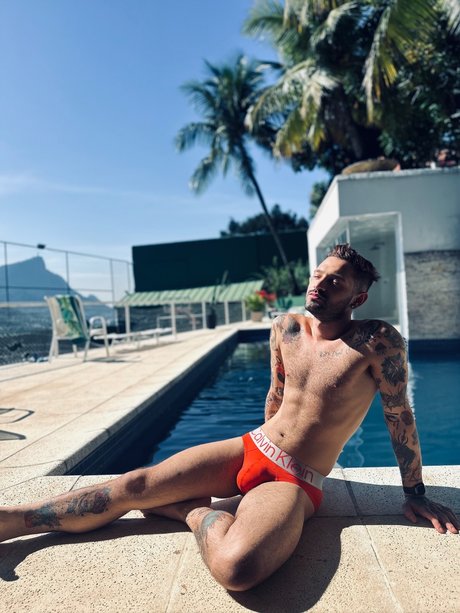Foto desnuda filtrada de OnlyFans de Igor Lucios