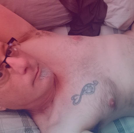 Foto desnuda filtrada de OnlyFans de Dave