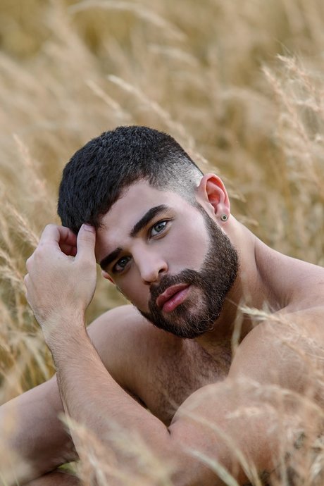 Foto desnuda filtrada de OnlyFans de Karlitos Amarilla