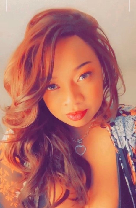 Foto desnuda filtrada de OnlyFans de Mistress Yuna