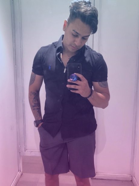 Foto desnuda filtrada de OnlyFans de Eliezer Pereira 