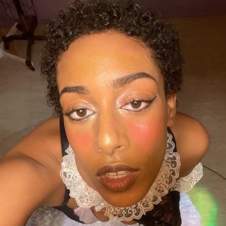 Mo 