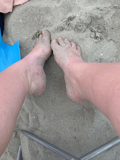 Foto desnuda filtrada de OnlyFans de Grace Feet And More