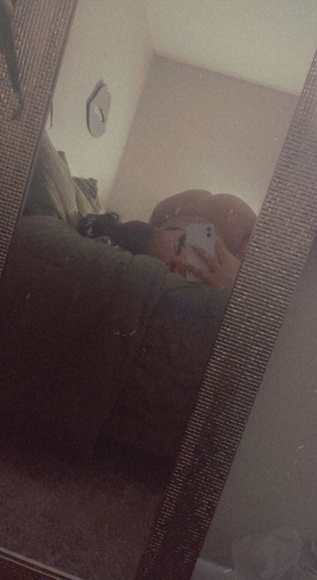 Foto desnuda filtrada de OnlyFans de Hippi    