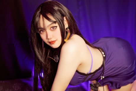 Anna Hitomi