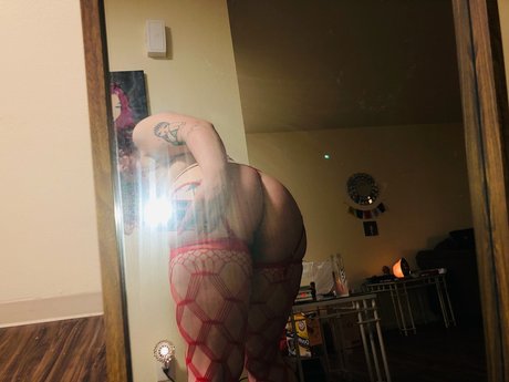 Foto desnuda filtrada de OnlyFans de Thick Latina Goddess
