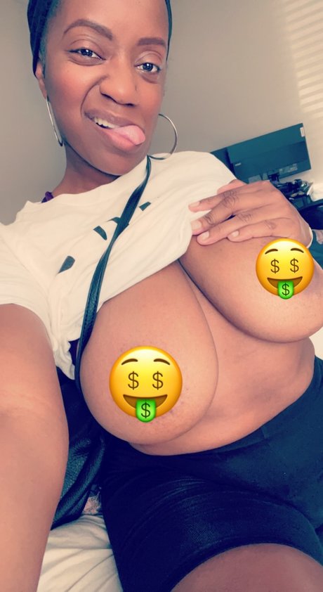 Foto desnuda filtrada de OnlyFans de Missjuicyjuice