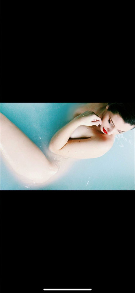 Foto desnuda filtrada de OnlyFans de Goddess Indigo Free