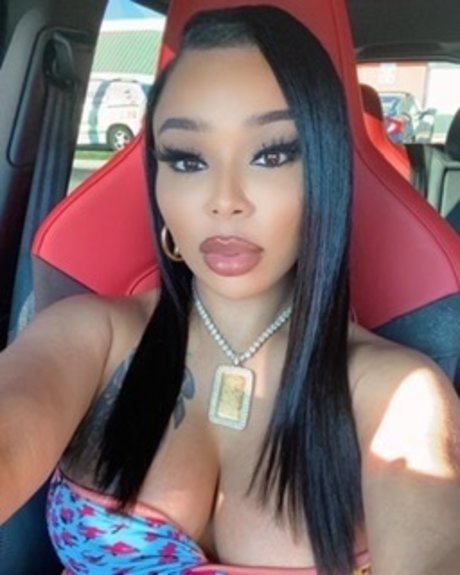 Foto desnuda filtrada de OnlyFans de Michelle