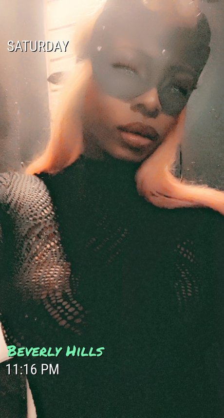Monae Theestallion