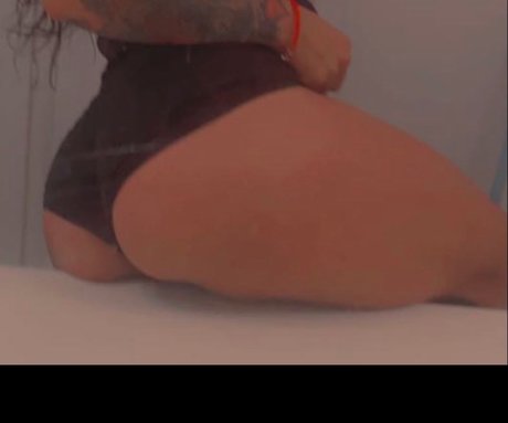 Thick Thighs