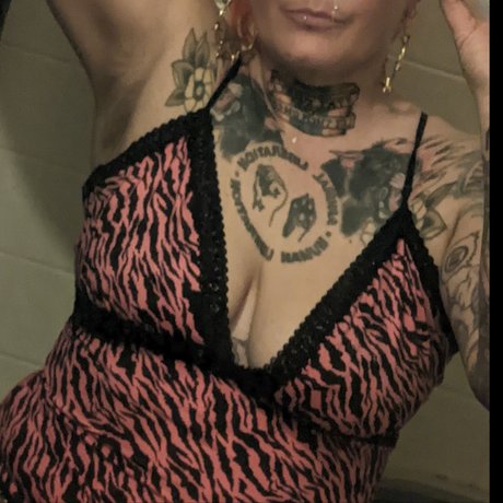 Foto desnuda filtrada de OnlyFans de Mo Karnage