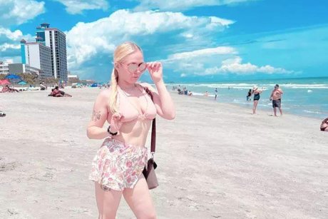 Foto desnuda filtrada de OnlyFans de Barbie Quinn