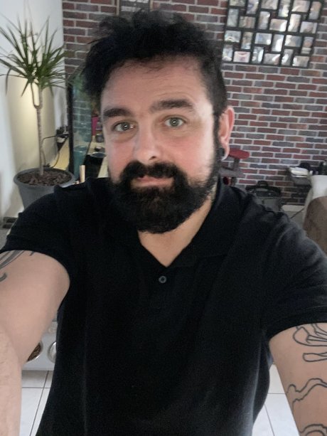 Foto desnuda filtrada de OnlyFans de Greg