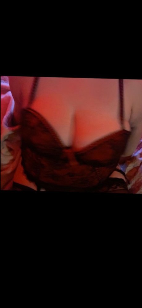 Foto desnuda filtrada de OnlyFans de mysti