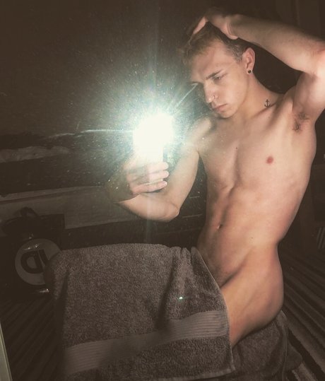 Foto desnuda filtrada de OnlyFans de Billyray