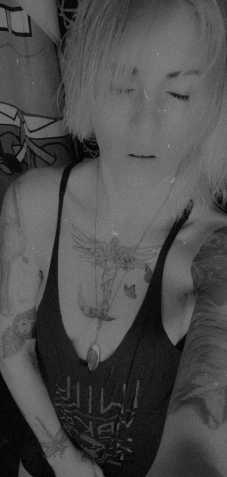 Foto desnuda filtrada de OnlyFans de Queen Elena
