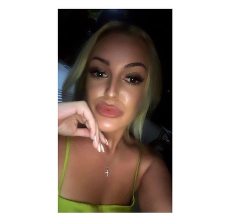 Foto desnuda filtrada de OnlyFans de Holsss