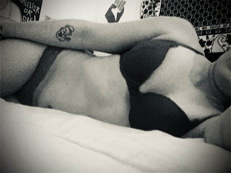 Foto desnuda filtrada de OnlyFans de Maral