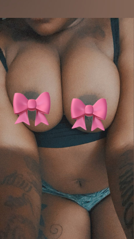 Foto desnuda filtrada de OnlyFans de Msgemini