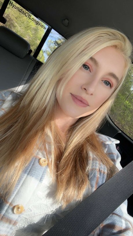 Foto desnuda filtrada de OnlyFans de Barbiee95
